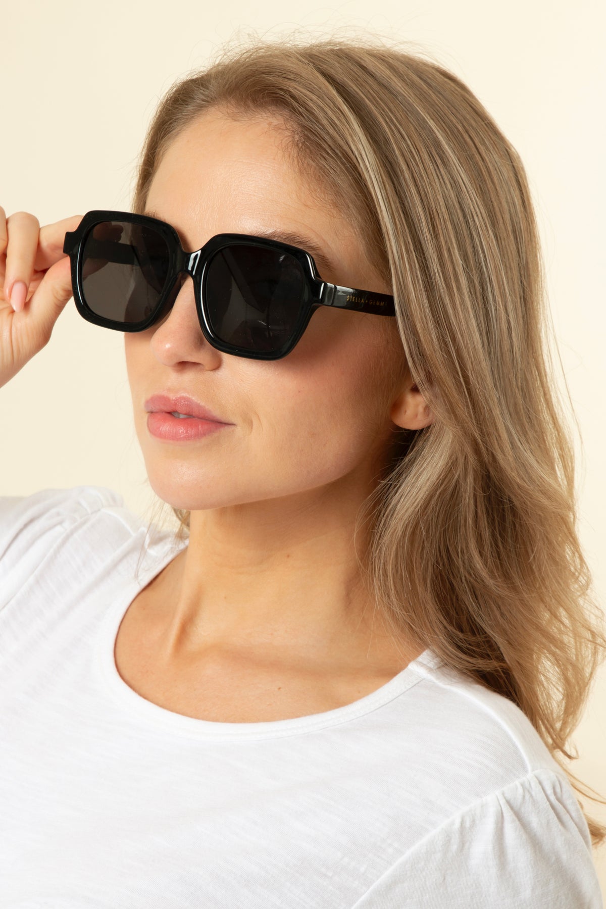 Gisele Black Sunglasses