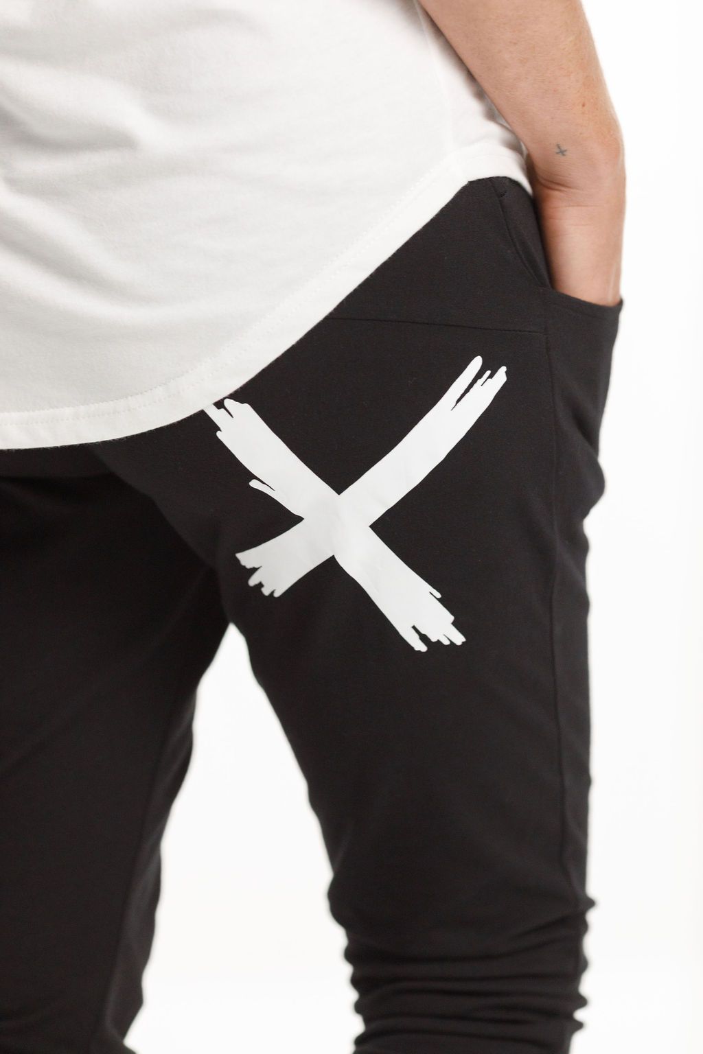 Apartment Pants Black With White X