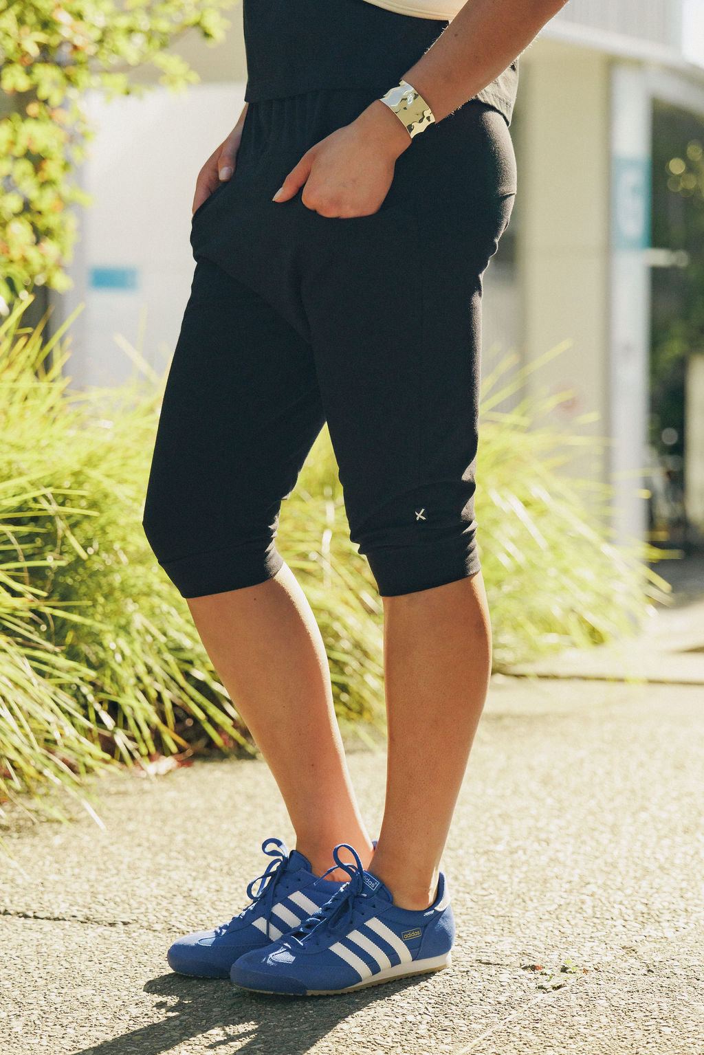 3/4 Apartment Pants Black With Marine Blue Shadow X