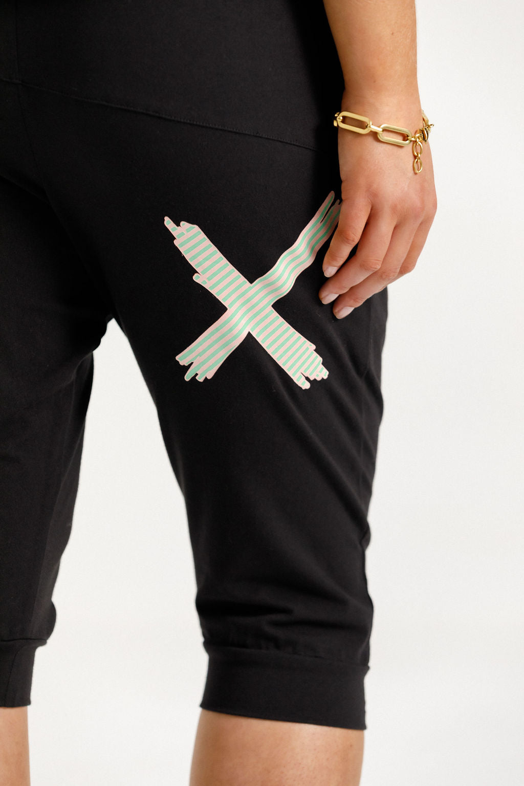 3/4 Apartment Pants Black With Candy Apple X - PREORDER DELIVERY EARLY OCT
