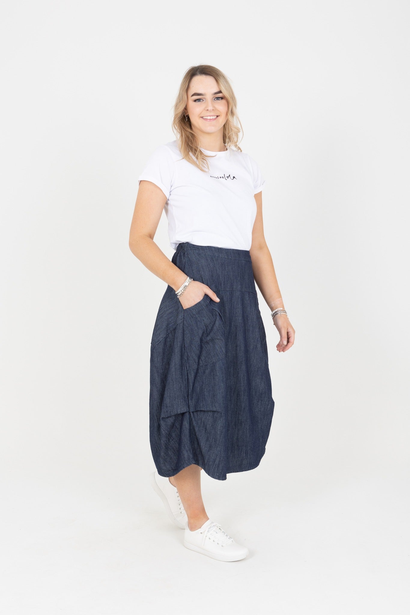 Milwaukee Classic Skirt Dark Wash In Denim