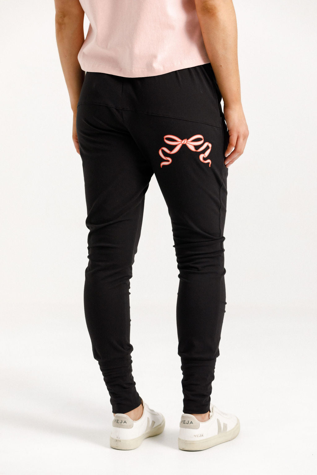 Apartment Pants Black with Blossom Berry Bow- PREORDER DELIVERY END AUGUST