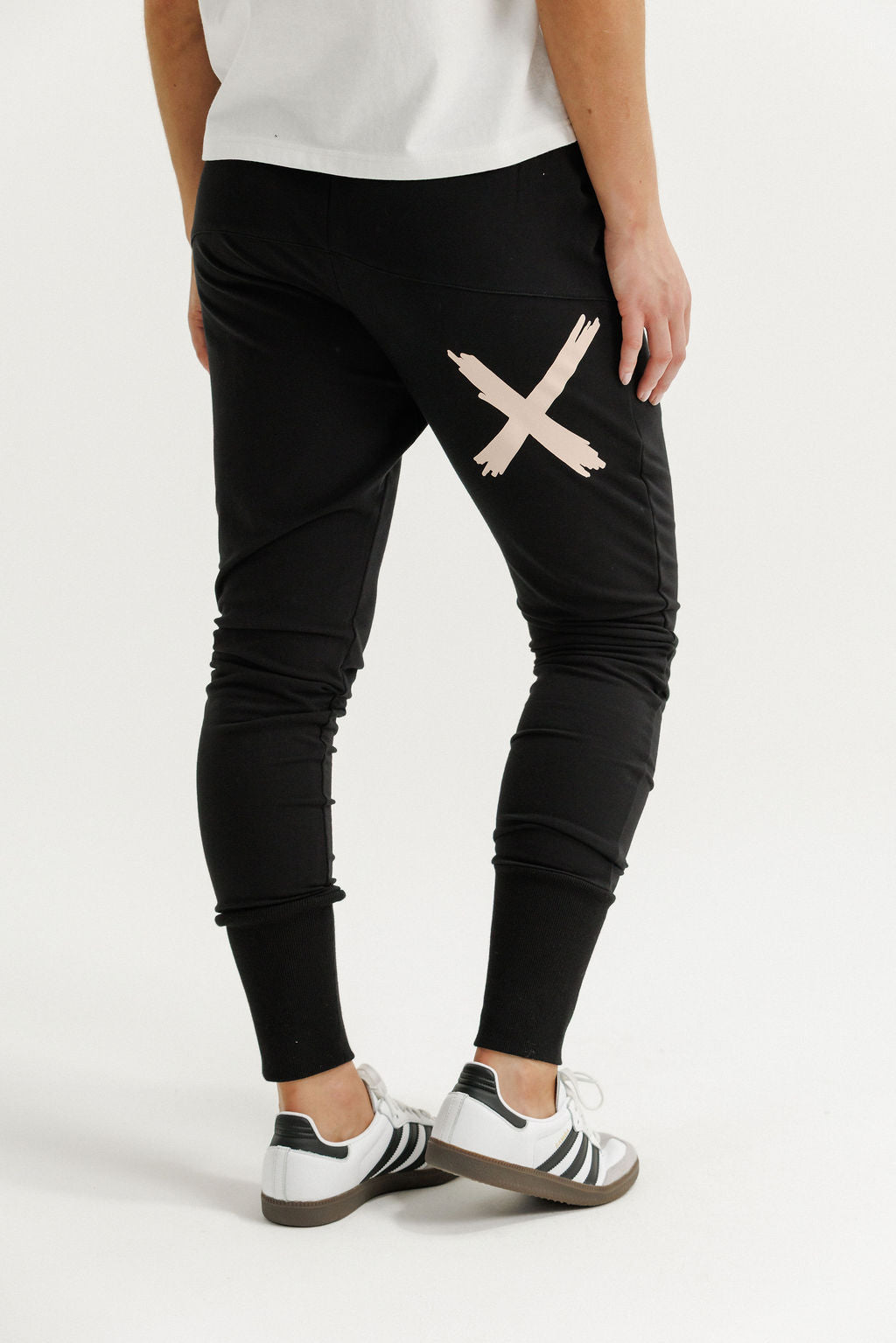 Winter Apartment Pants Black With Peach Parfait X
