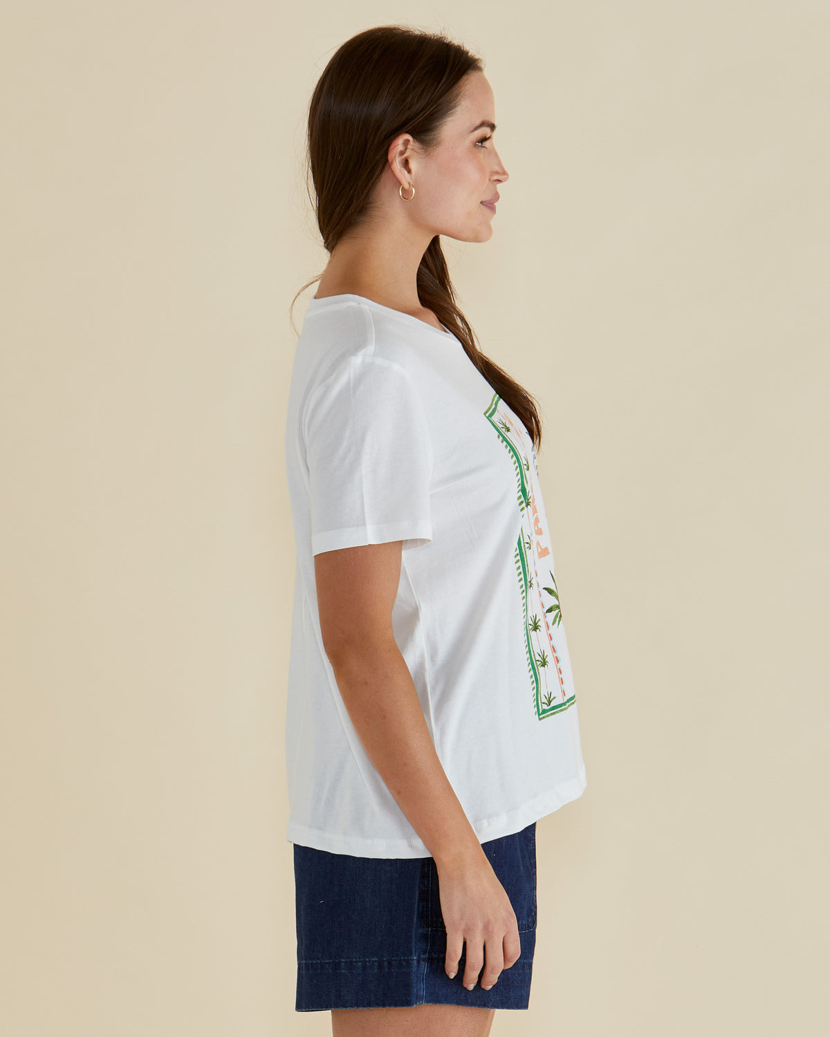 Ellia Crew Tee Paradise Beach Print  White