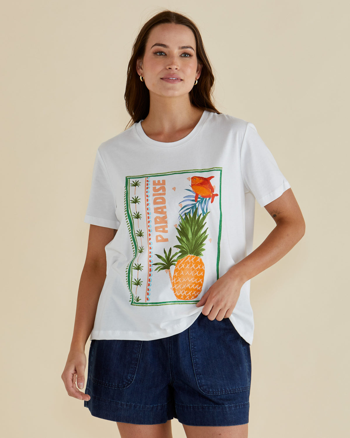 Ellia Crew Tee Paradise Beach Print  White