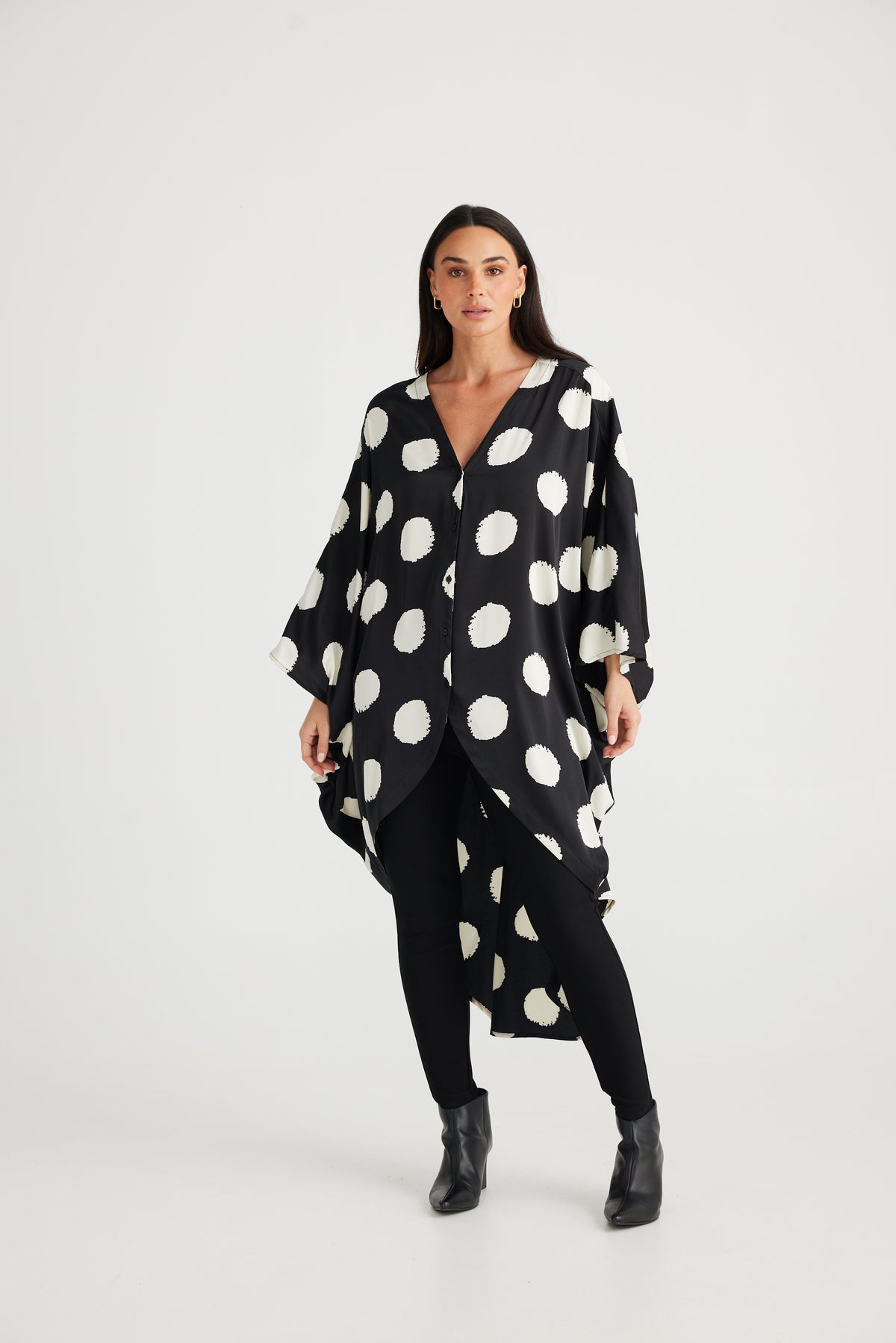 Claudia Overshirt Black With Ivory Spot