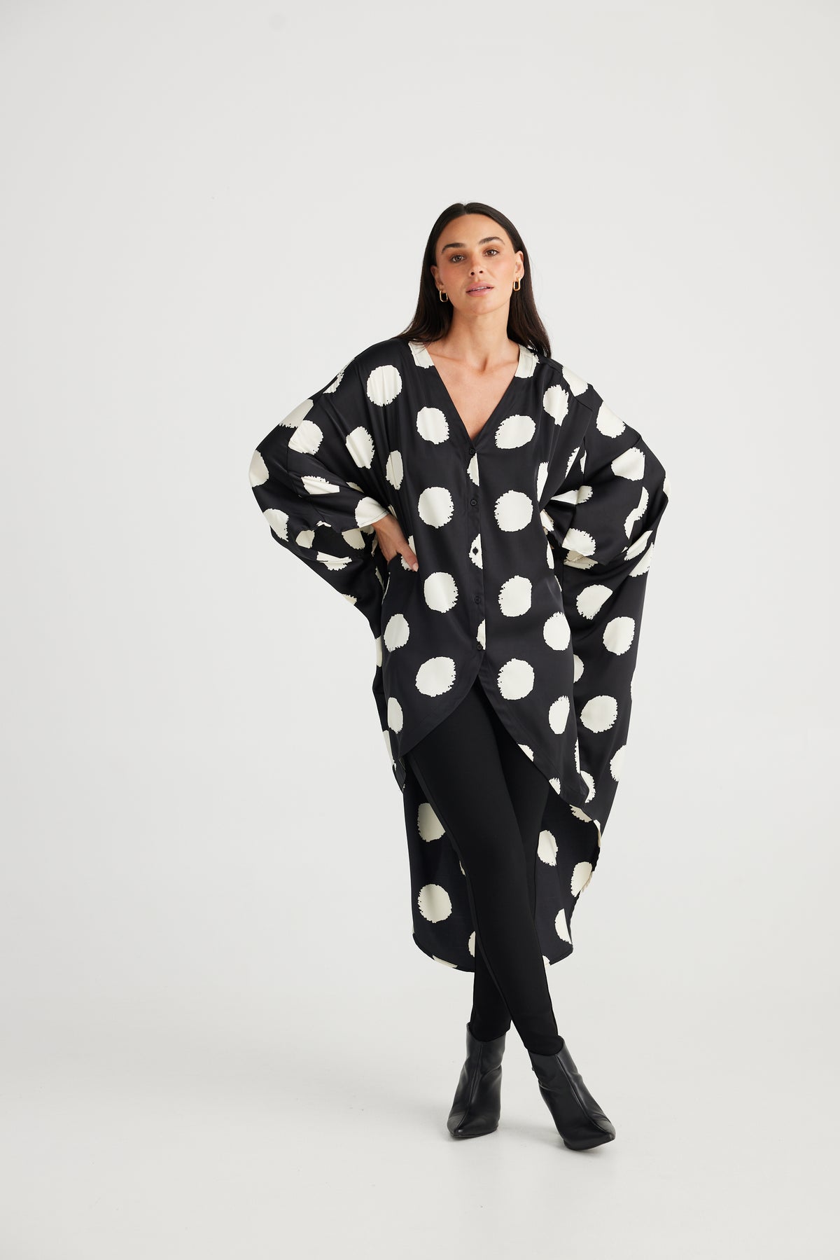 Claudia Overshirt Black With Ivory Spot