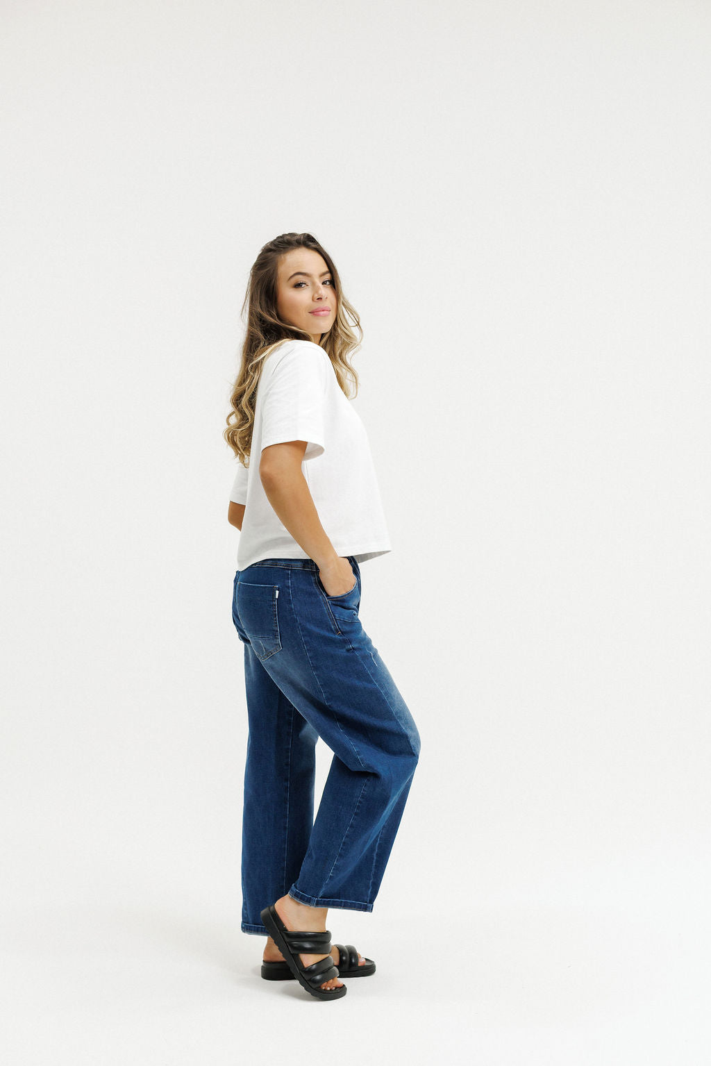 Barrel Jeans Blue Wash