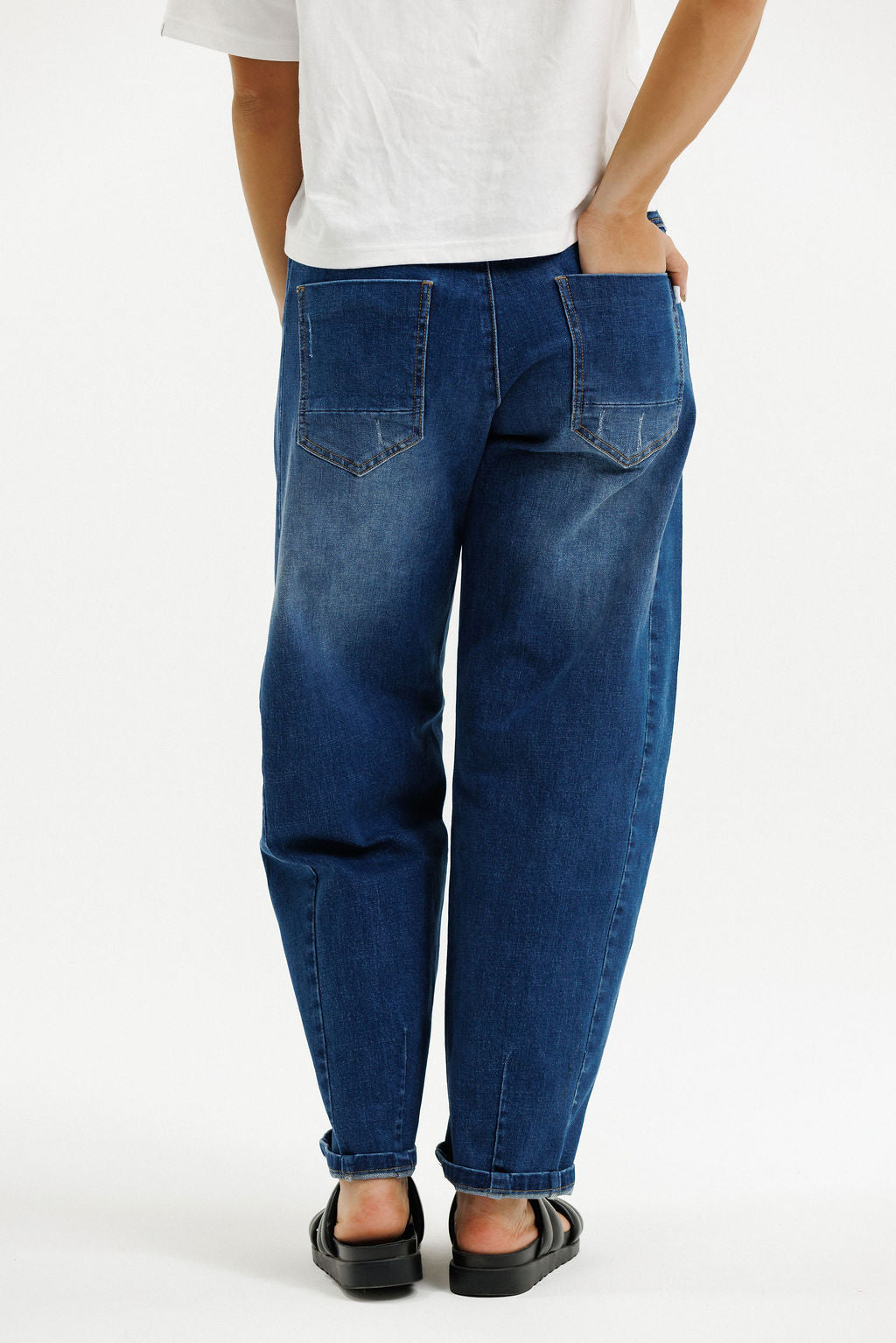 Barrel Jeans Blue Wash