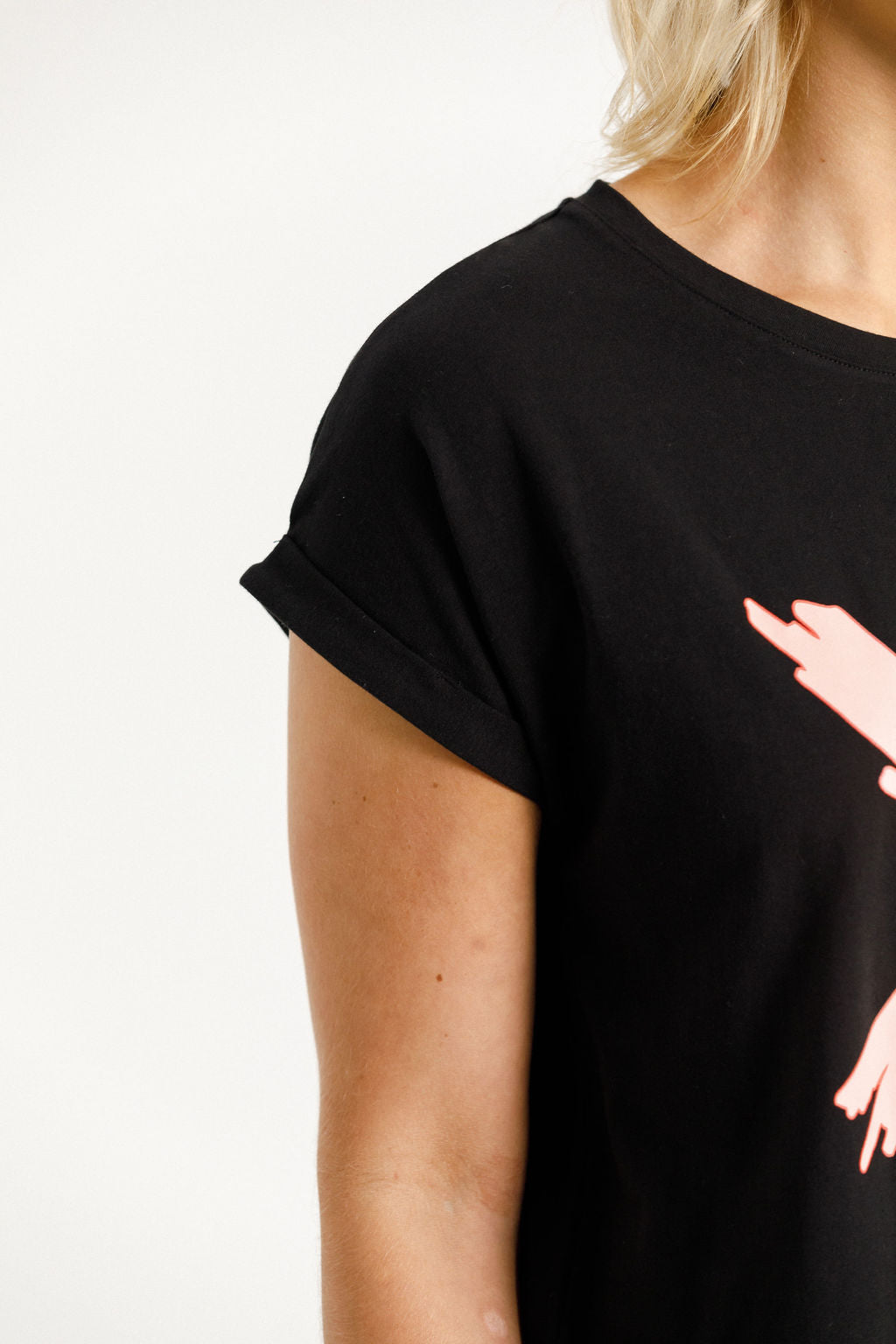 Jackie Tee Black with Blossom Berry X- PREORDER DELIVERY END AUGUST