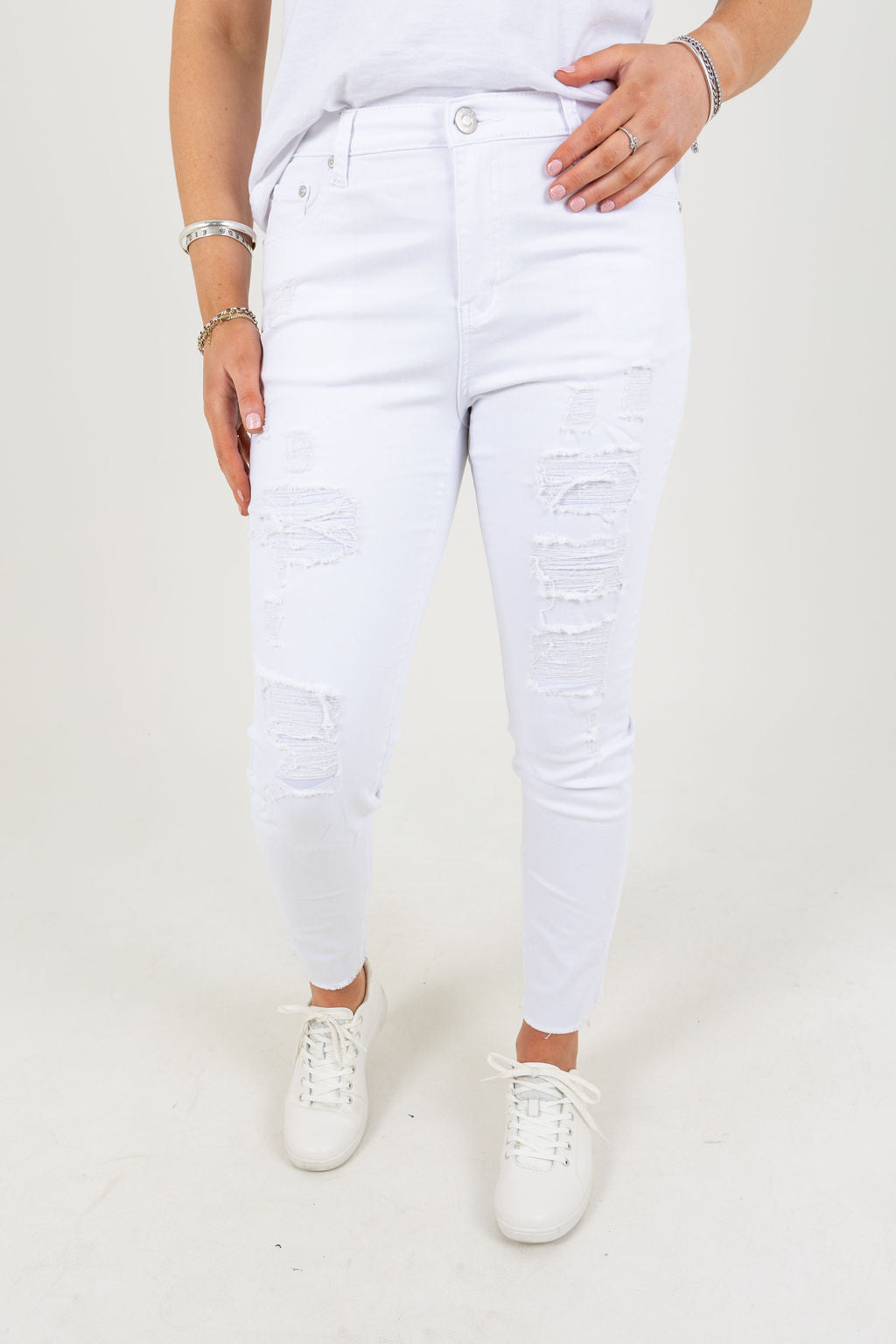Pamela White Stretch Jean With Distressing