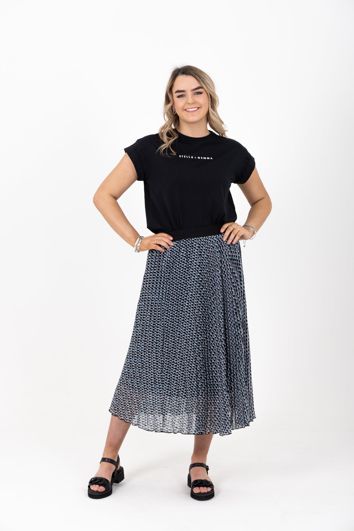 Sunray Pleated Skirt Graphic Blue