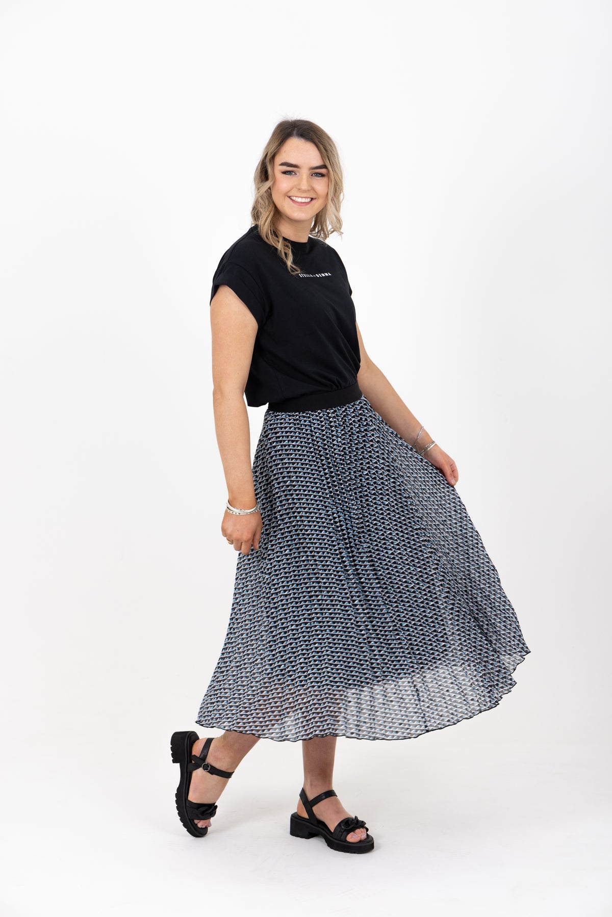 Sunray Pleated Skirt Graphic Blue