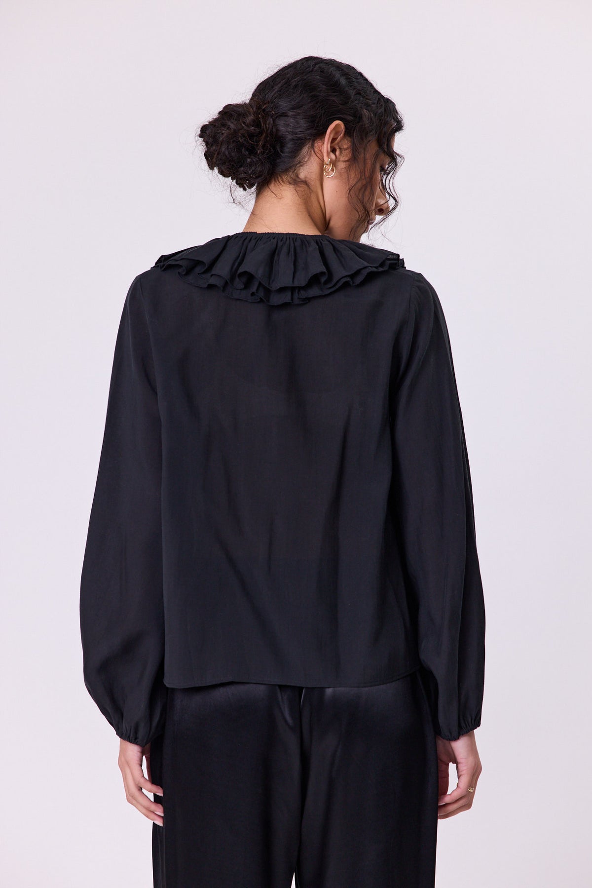 Jive Frill Blouse Black - PREORDER