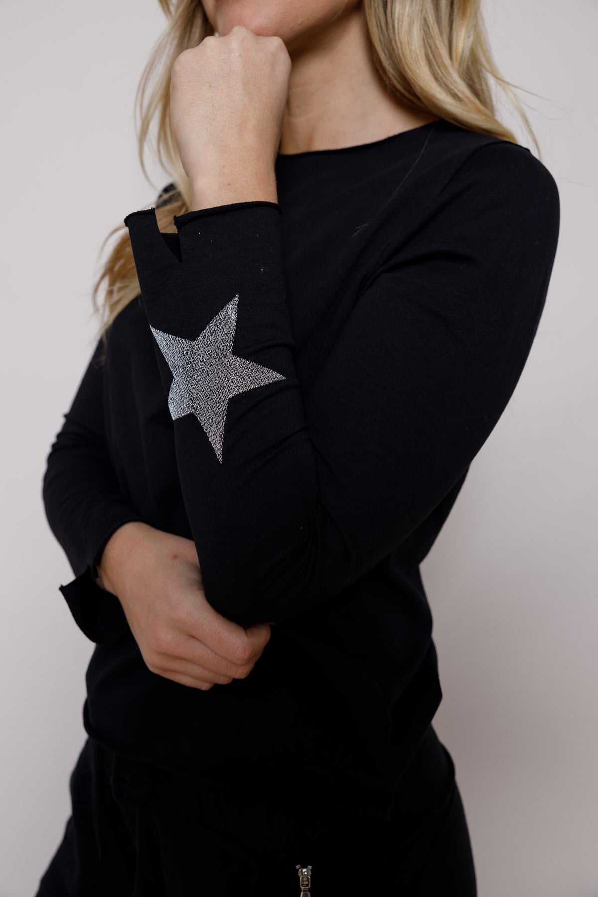 Pia Jersey Top With Star Detail Black