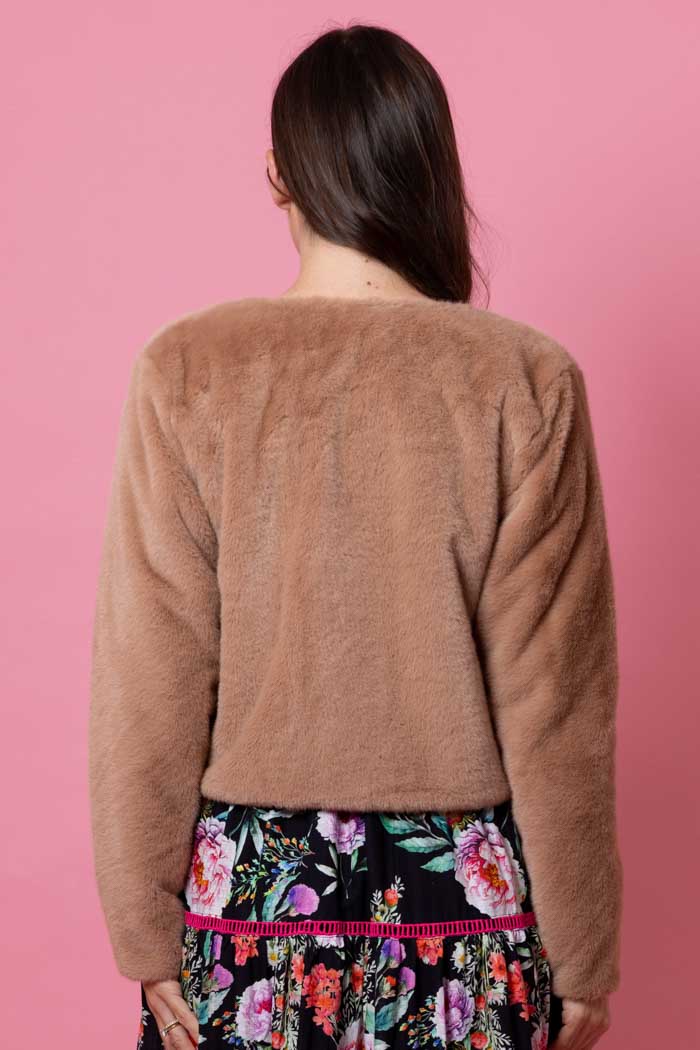 Zoe Short Fur Jacket Caramel
