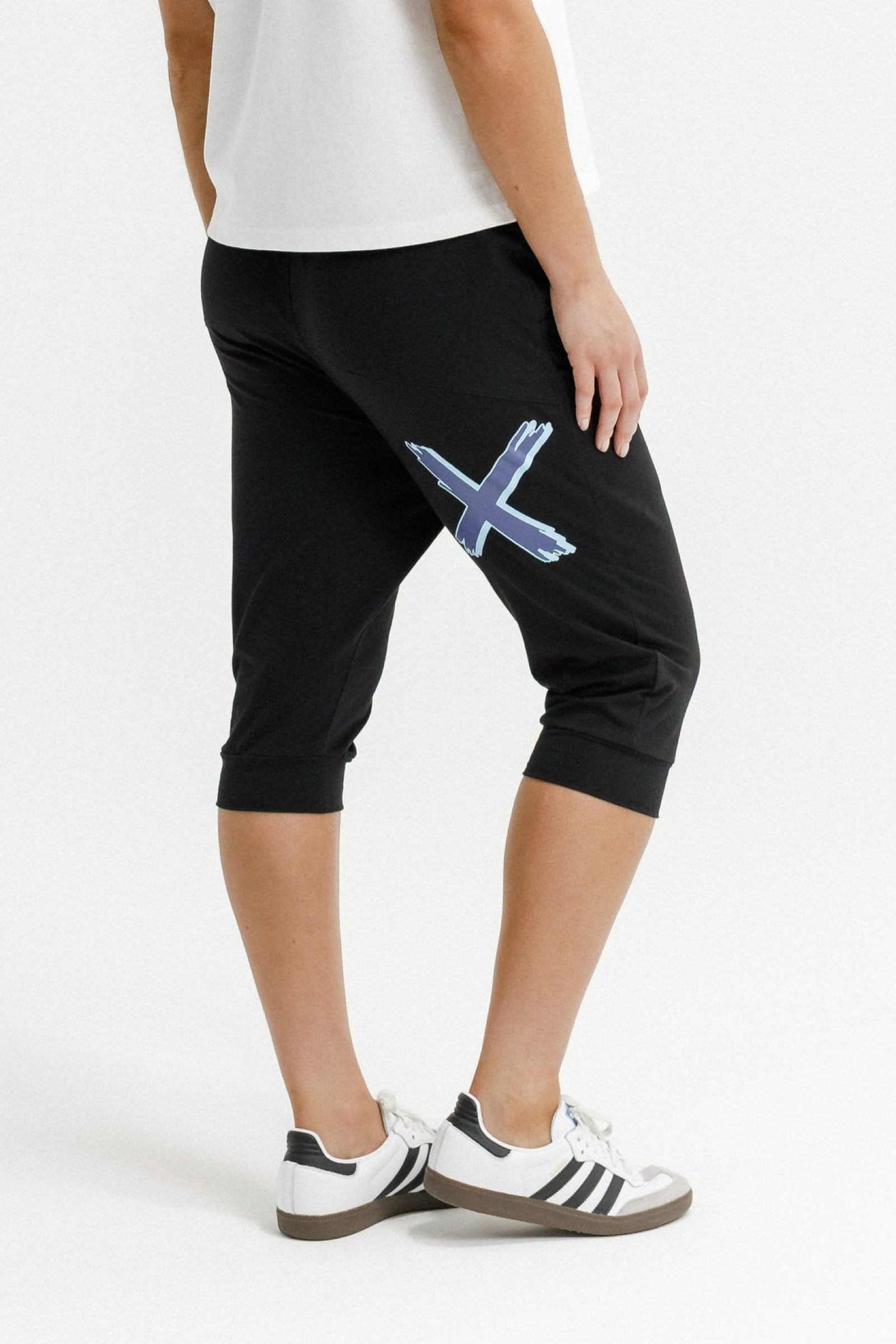 3/4 Apartment Pants Black With Marine Blue Shadow X