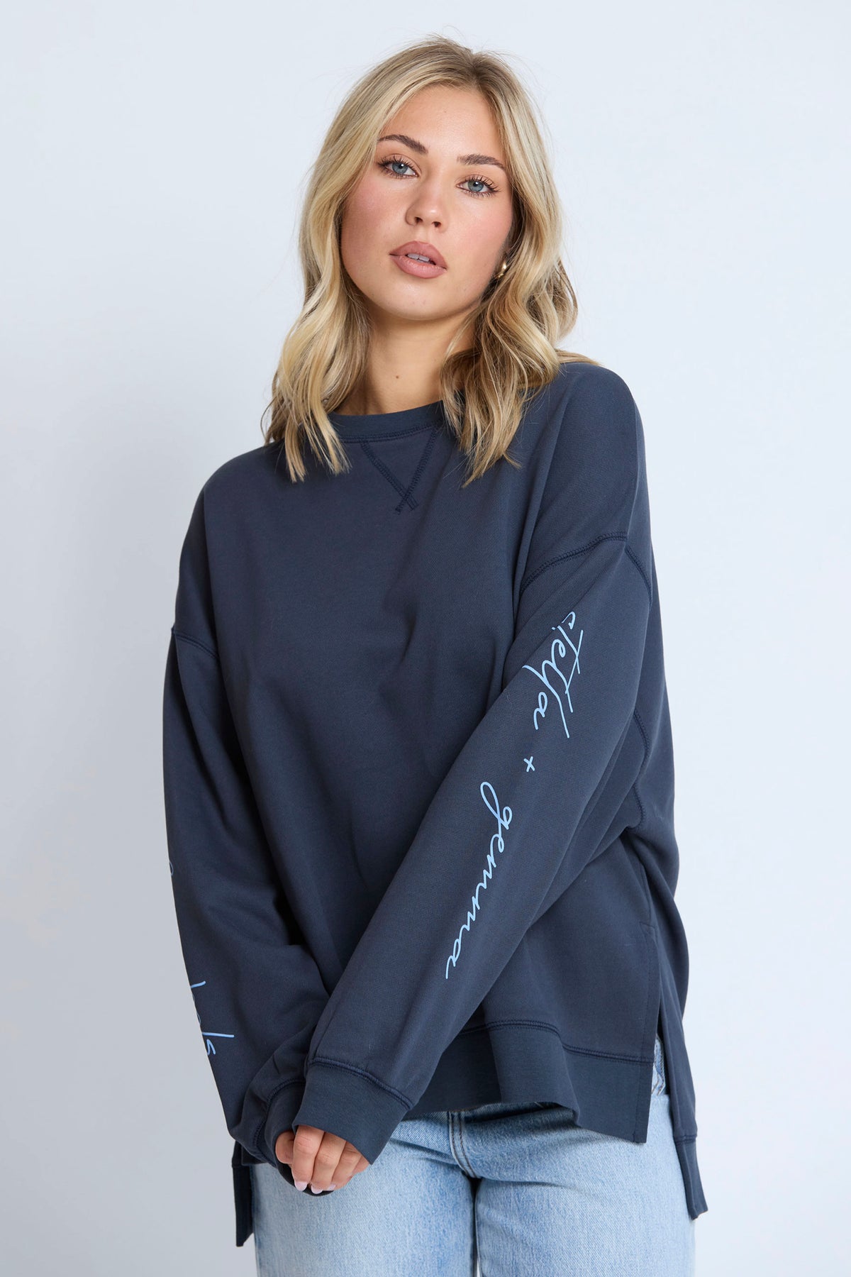 Sunday Sweat Navy Stella