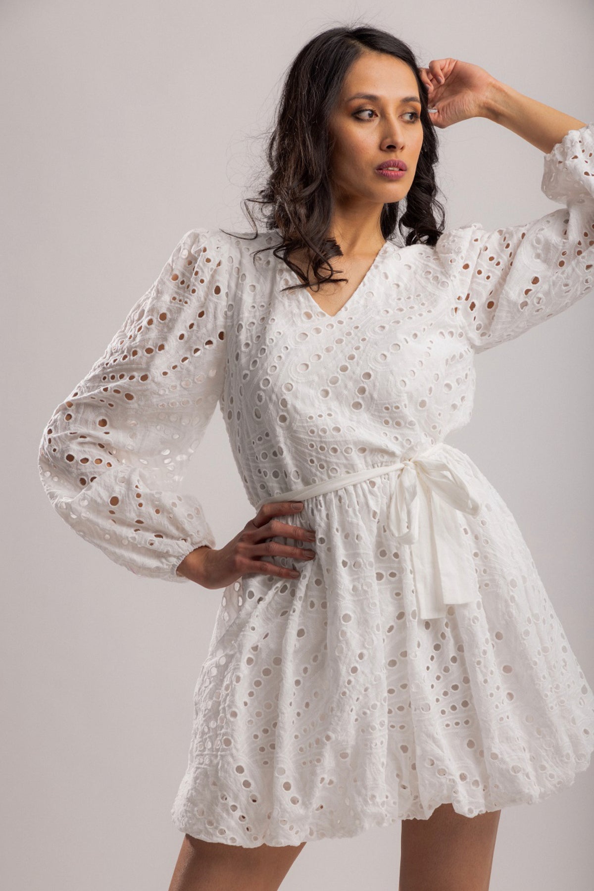 Oyster Dress White Lace