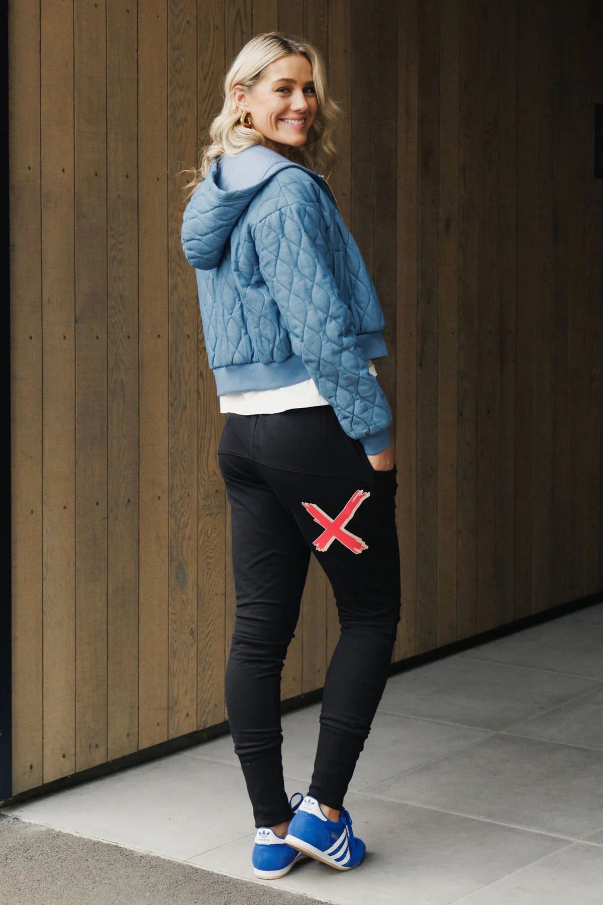 Alpine Apartment Pants Black With Coral Shadow X