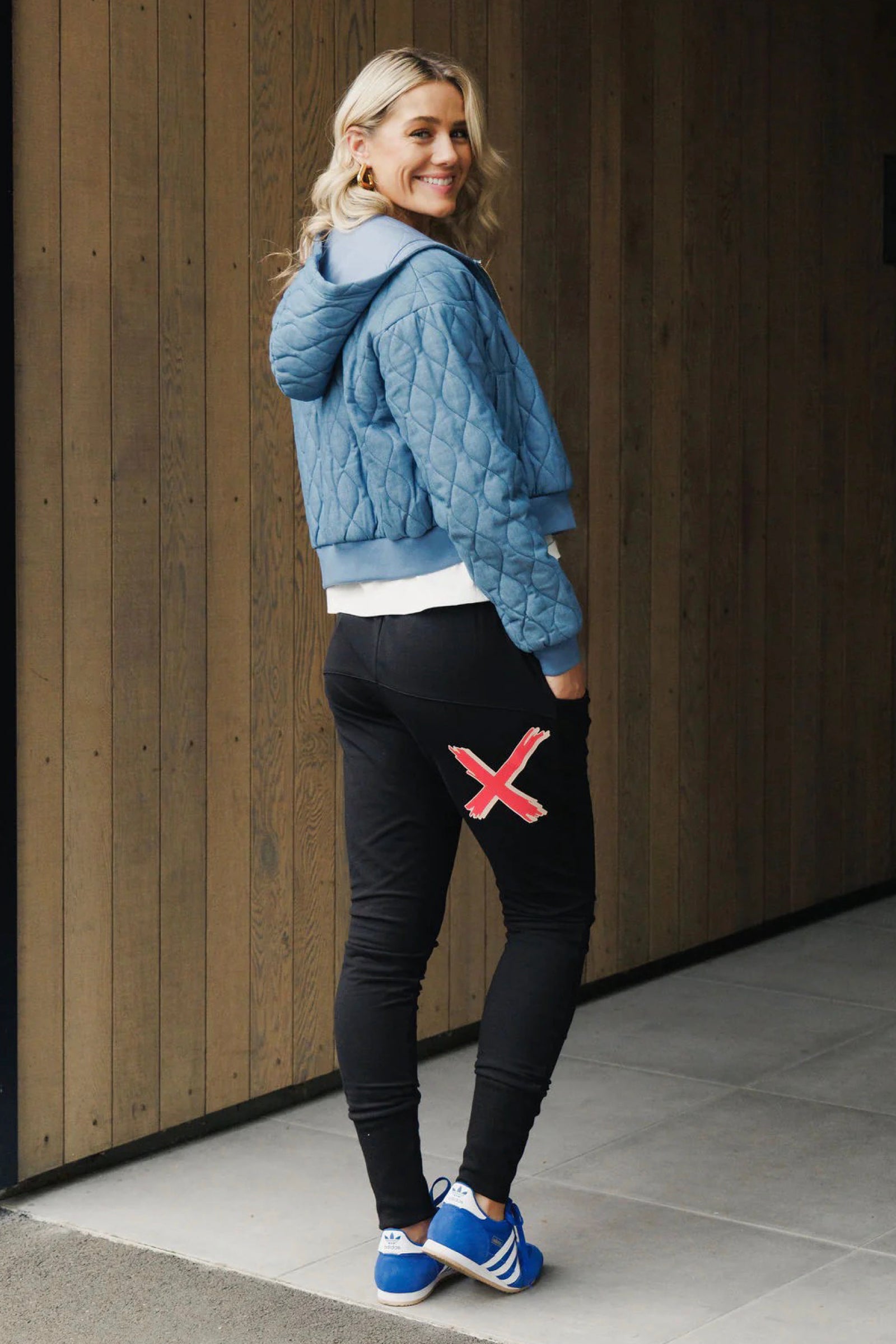 Alpine Apartment Pants Black With Coral Shadow X