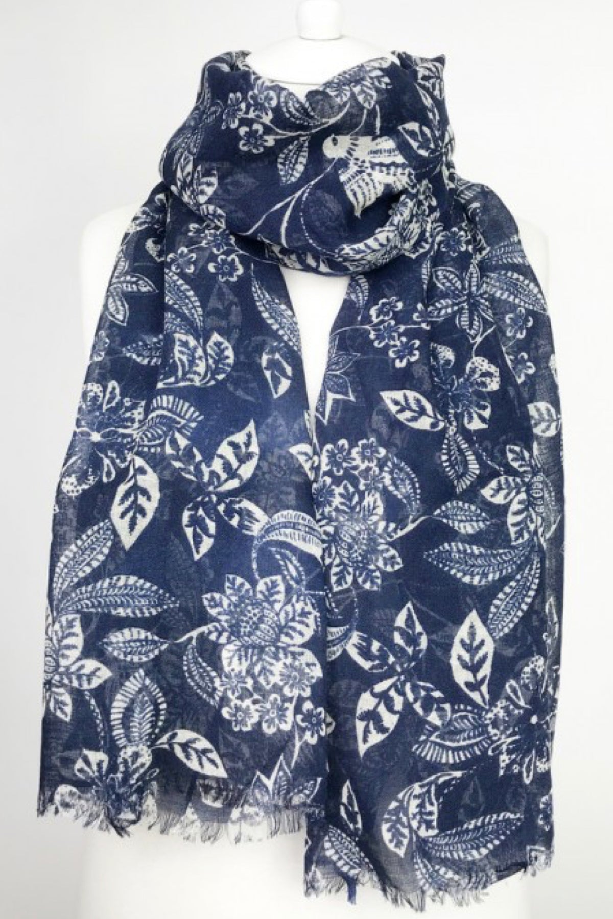 Garden Merino Scarf Navy