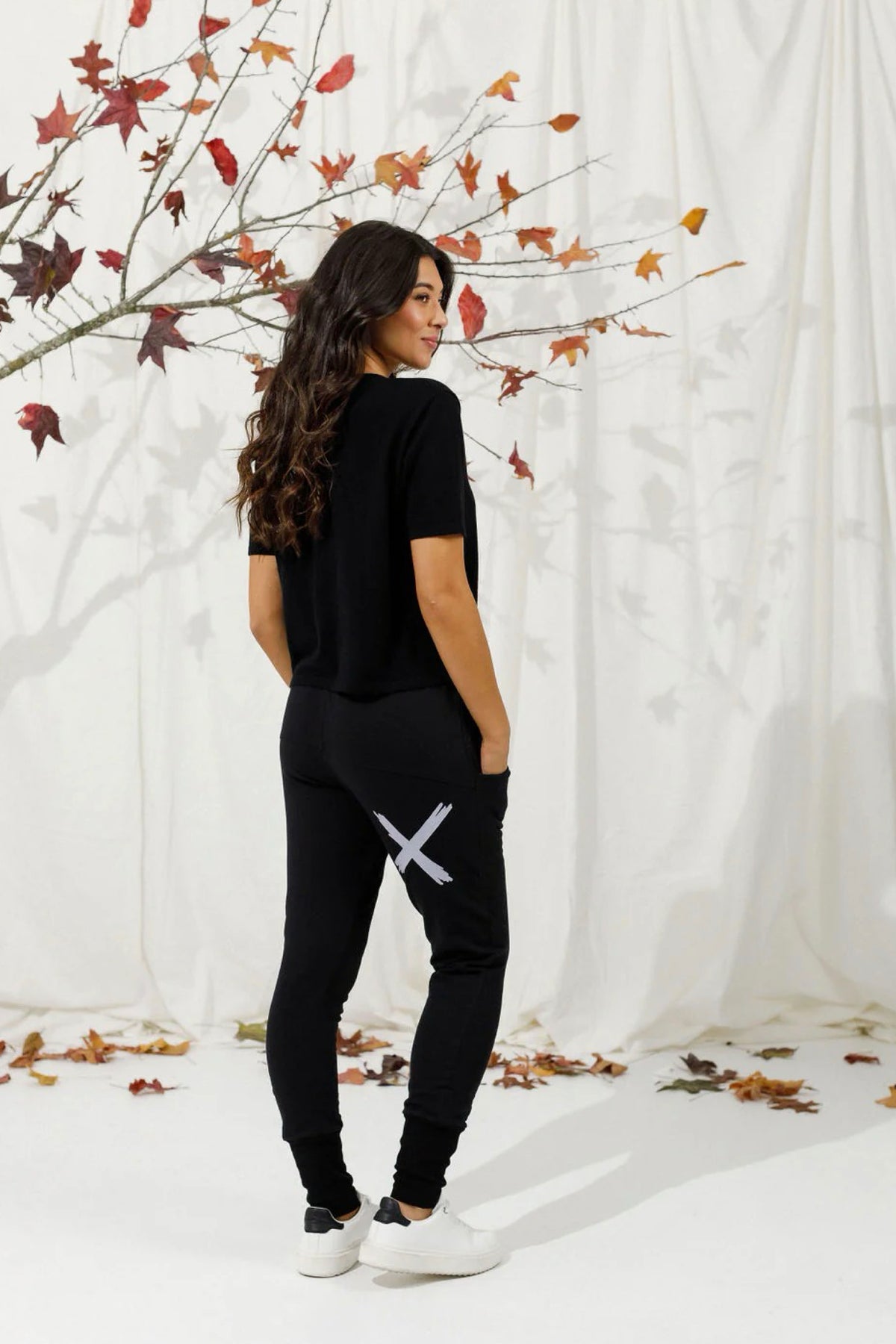 Alpine Apartment Pant Black With Lilac X