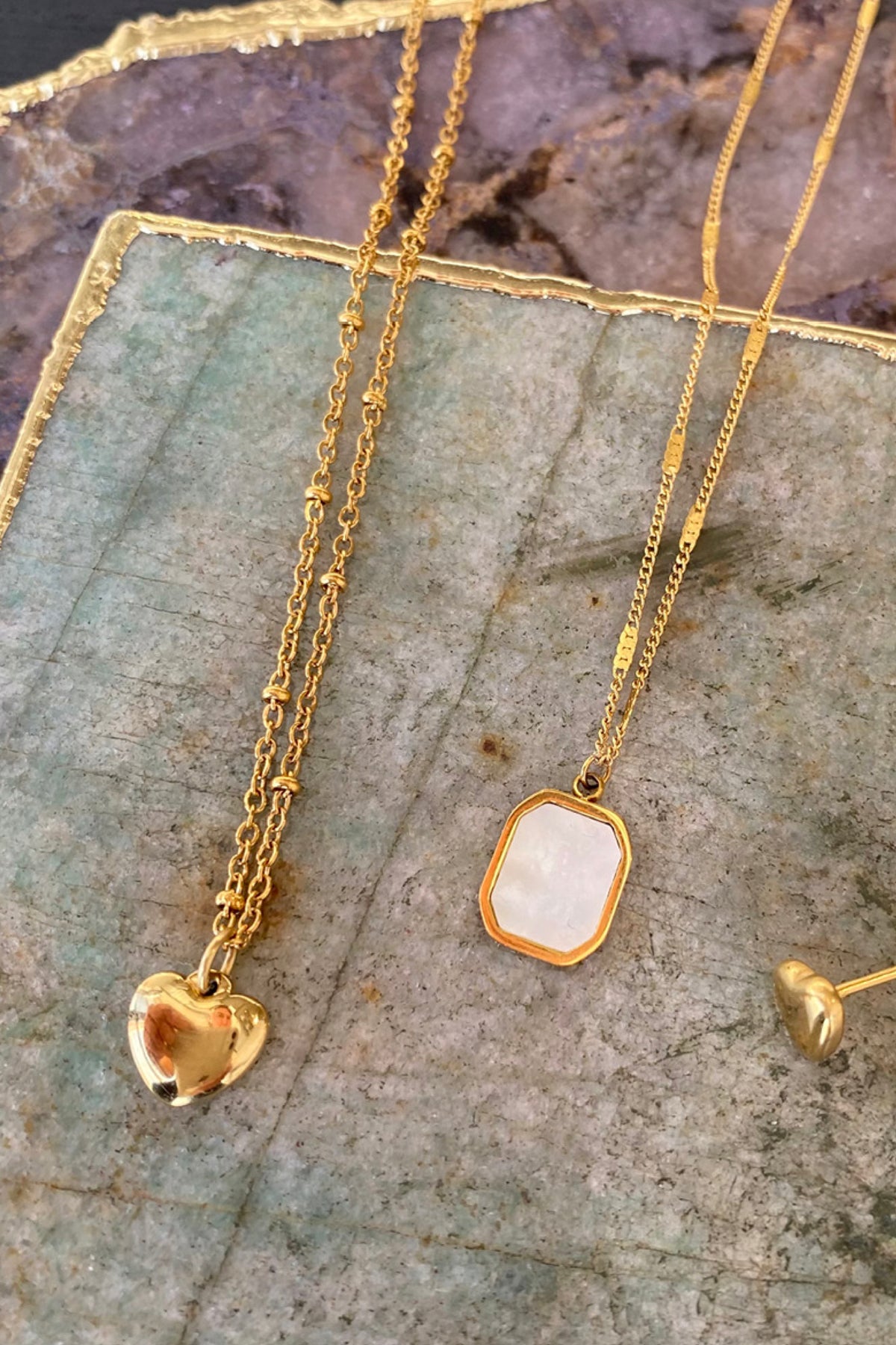 Short Chain With Heart Steel Gold