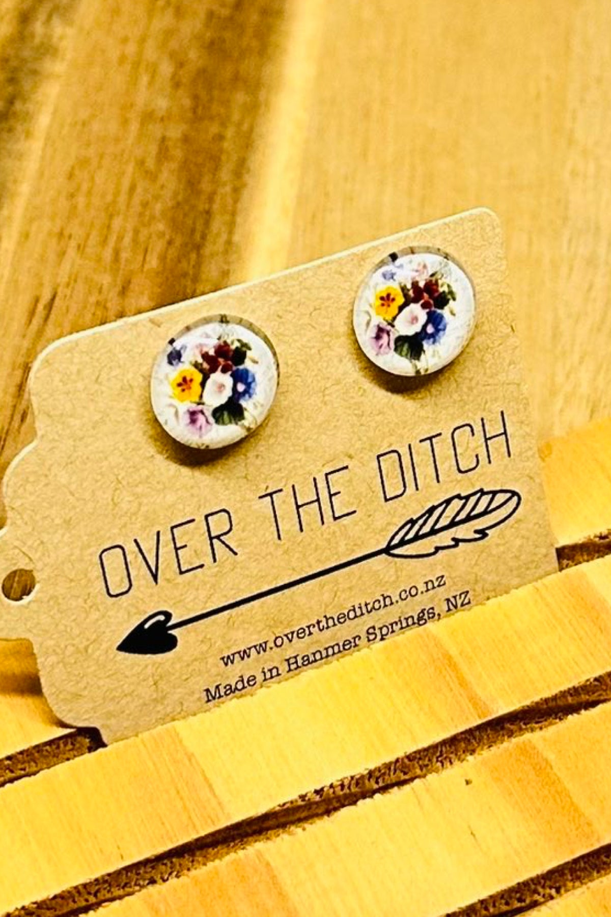 Pansy Love Studs