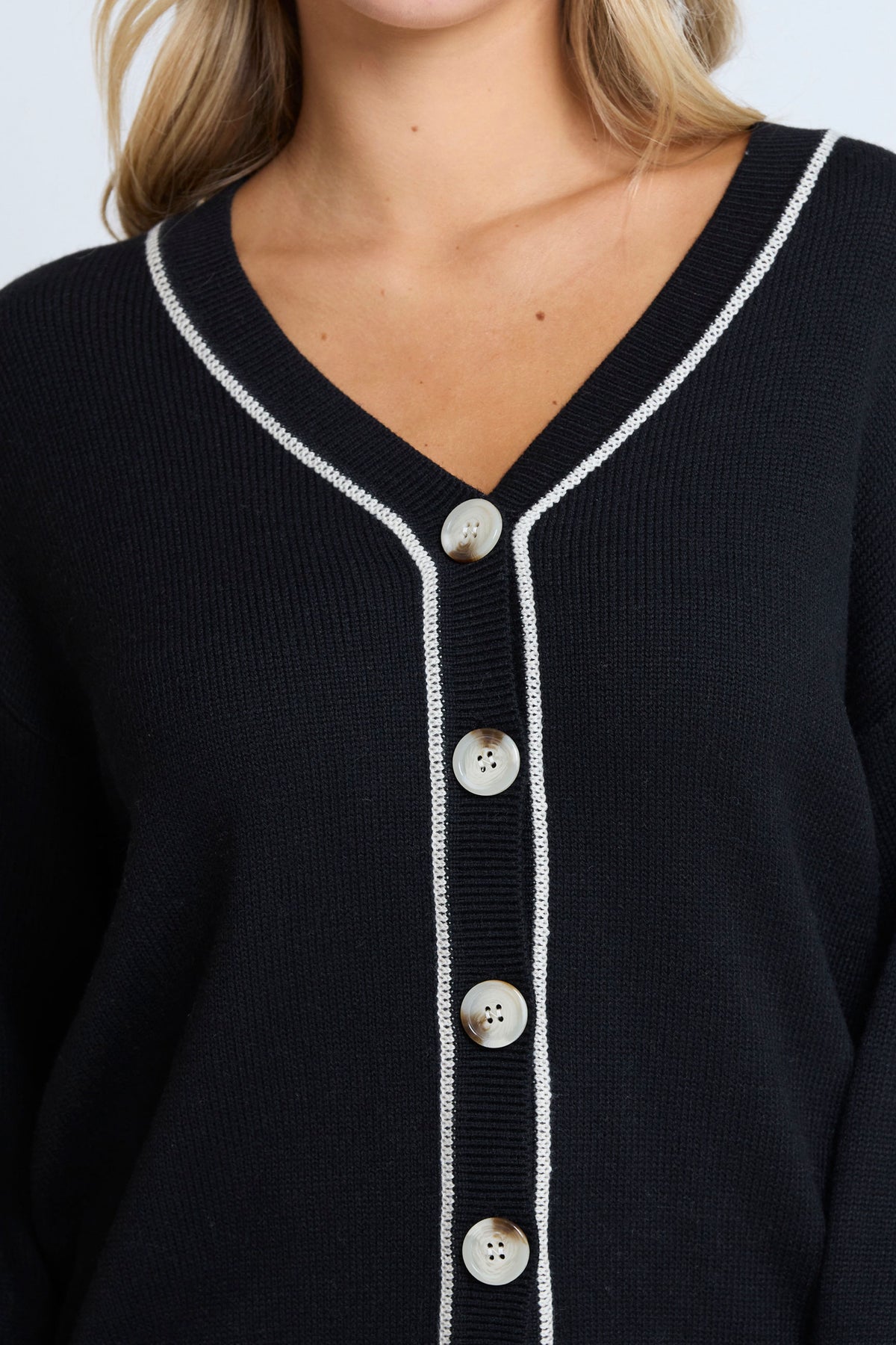 Annaliese Cardigan Black - PREORDER DELIVERY END JUNE
