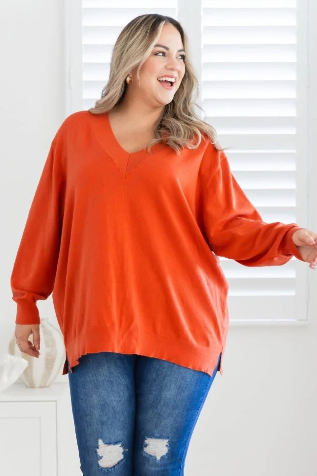 Angel V-Neck Knit Rust - PREORDER DELIVERY END JUNE
