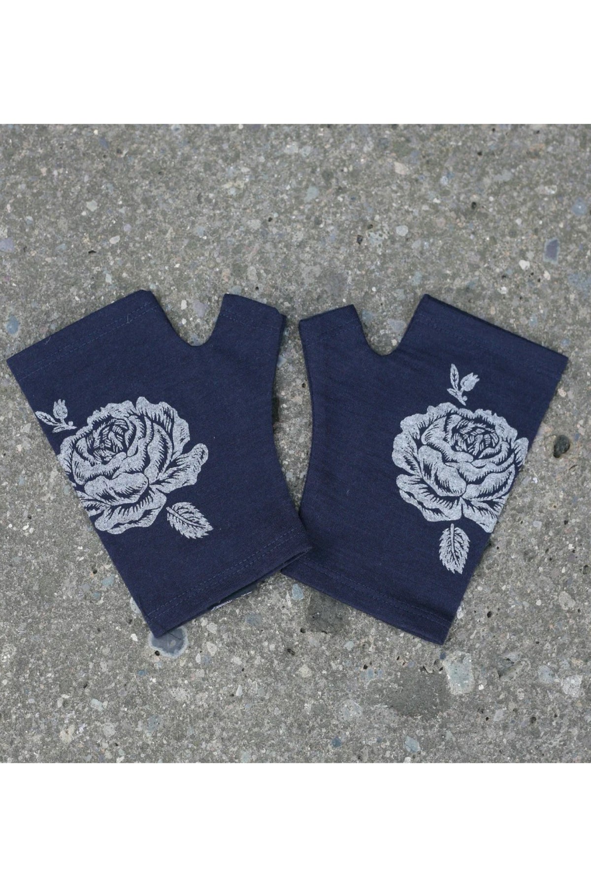 Hobo Ink Vintage Rose Lead Merino Gloves