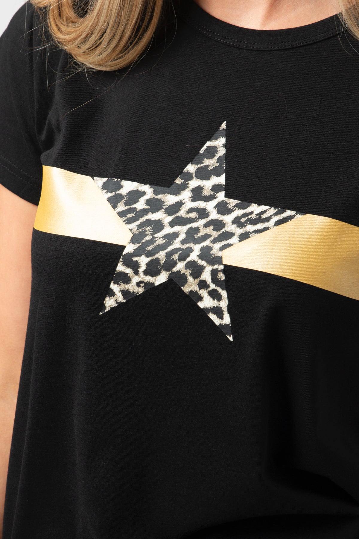 T-Shirt Black With Leopard Star