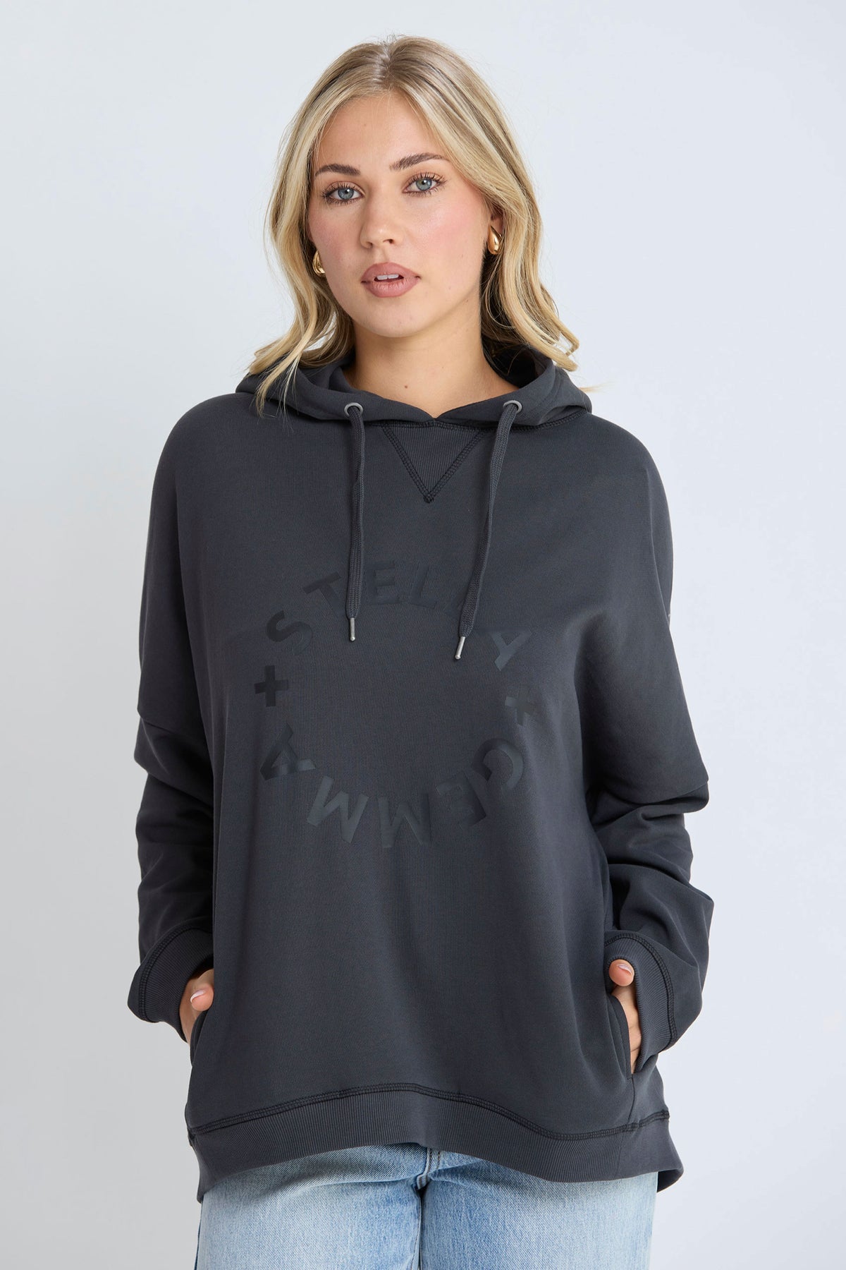 Newport Hoodie Aged Black