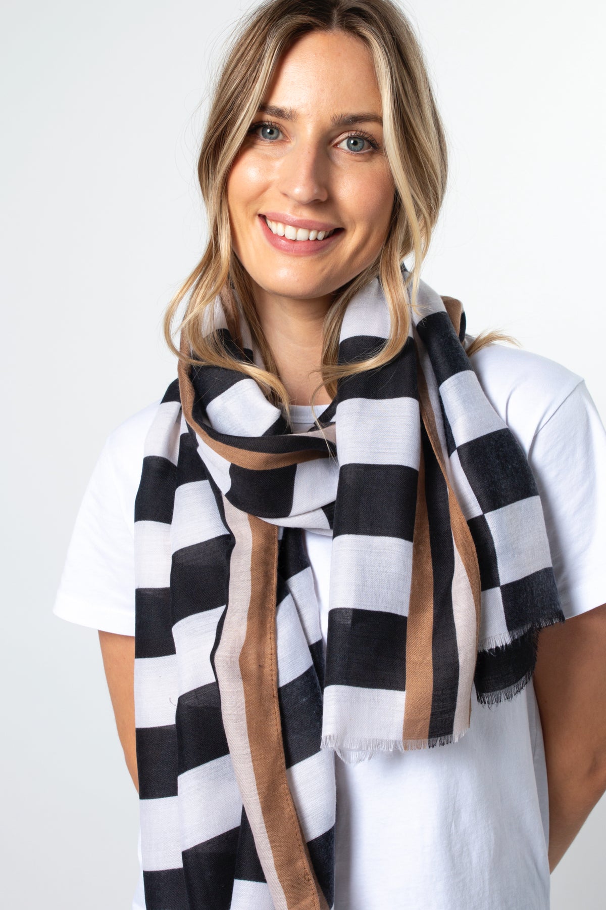 Stacked Block Stripe Black And White Scarf