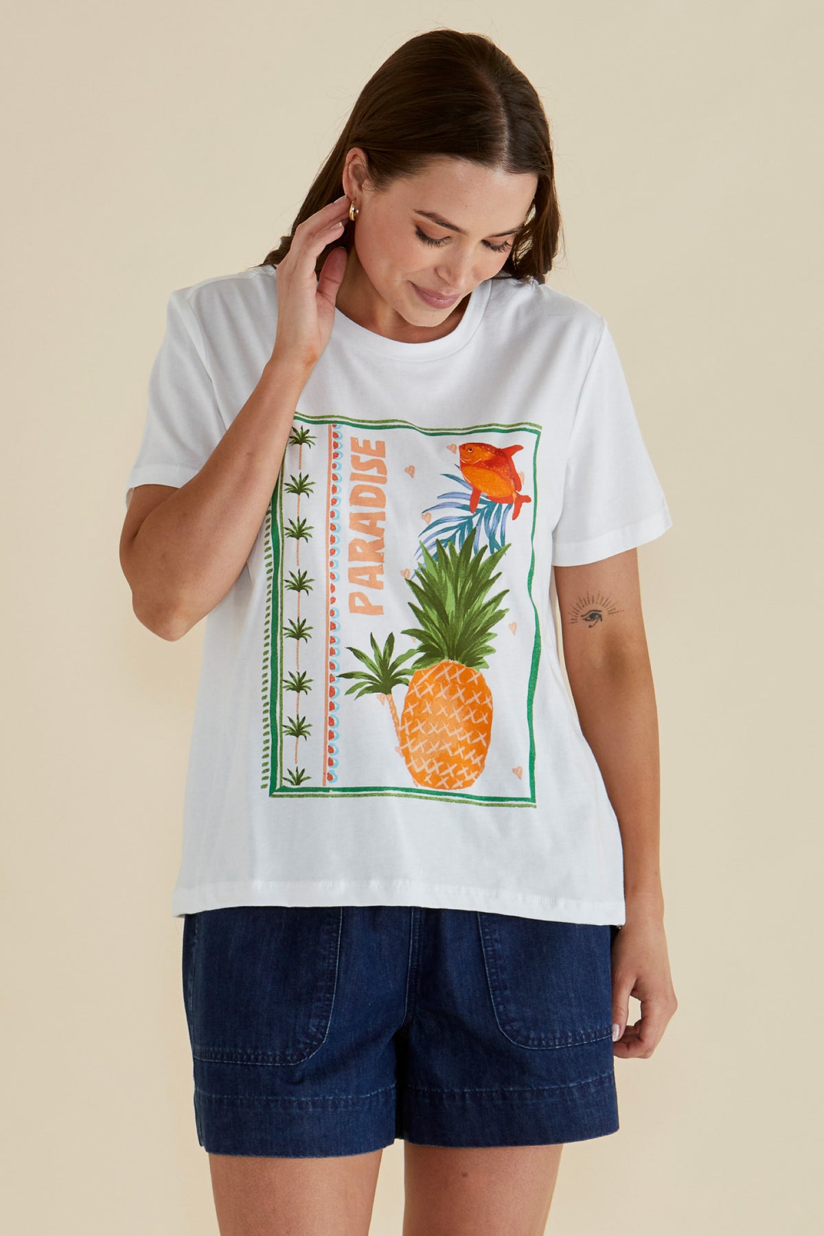 Ellia Crew Tee Paradise Beach Print  White