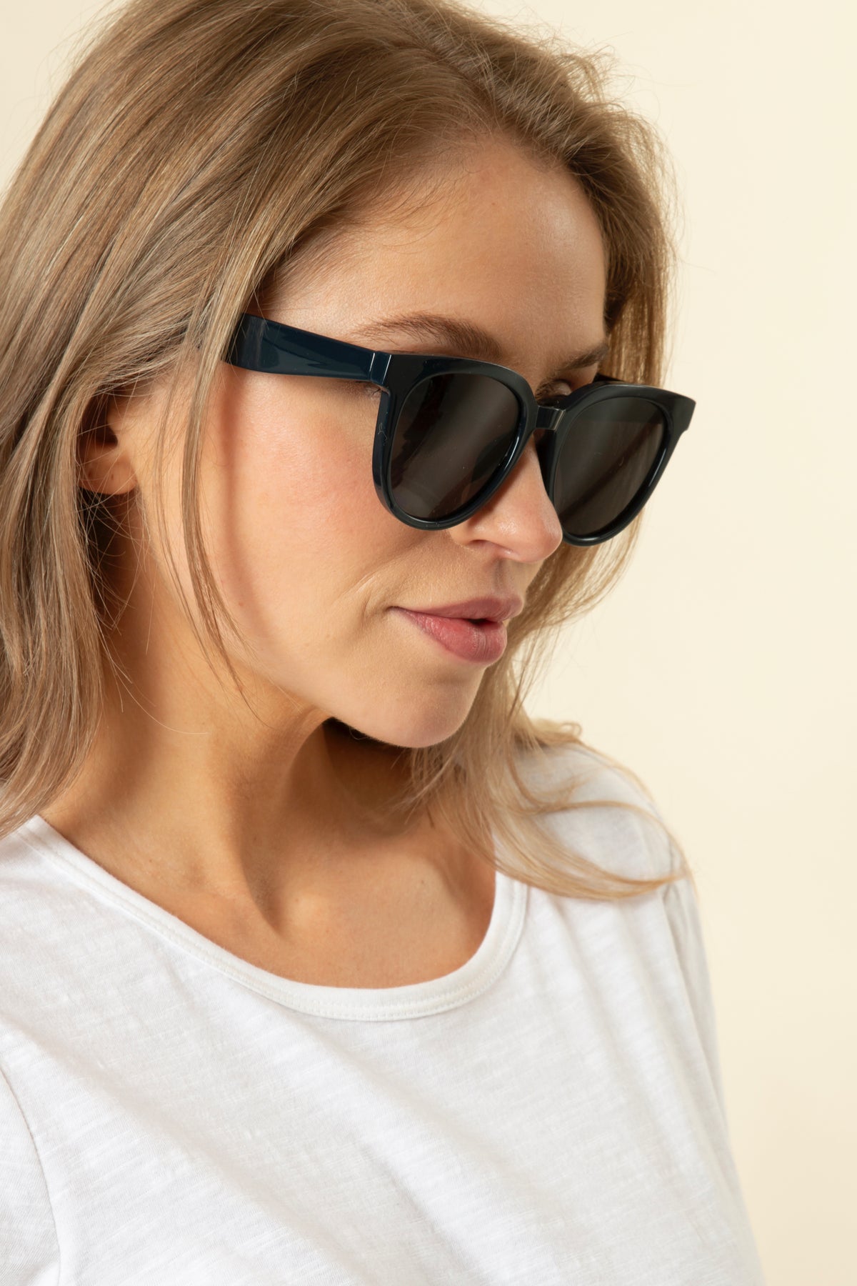 Ophelia Navy Sunglasses