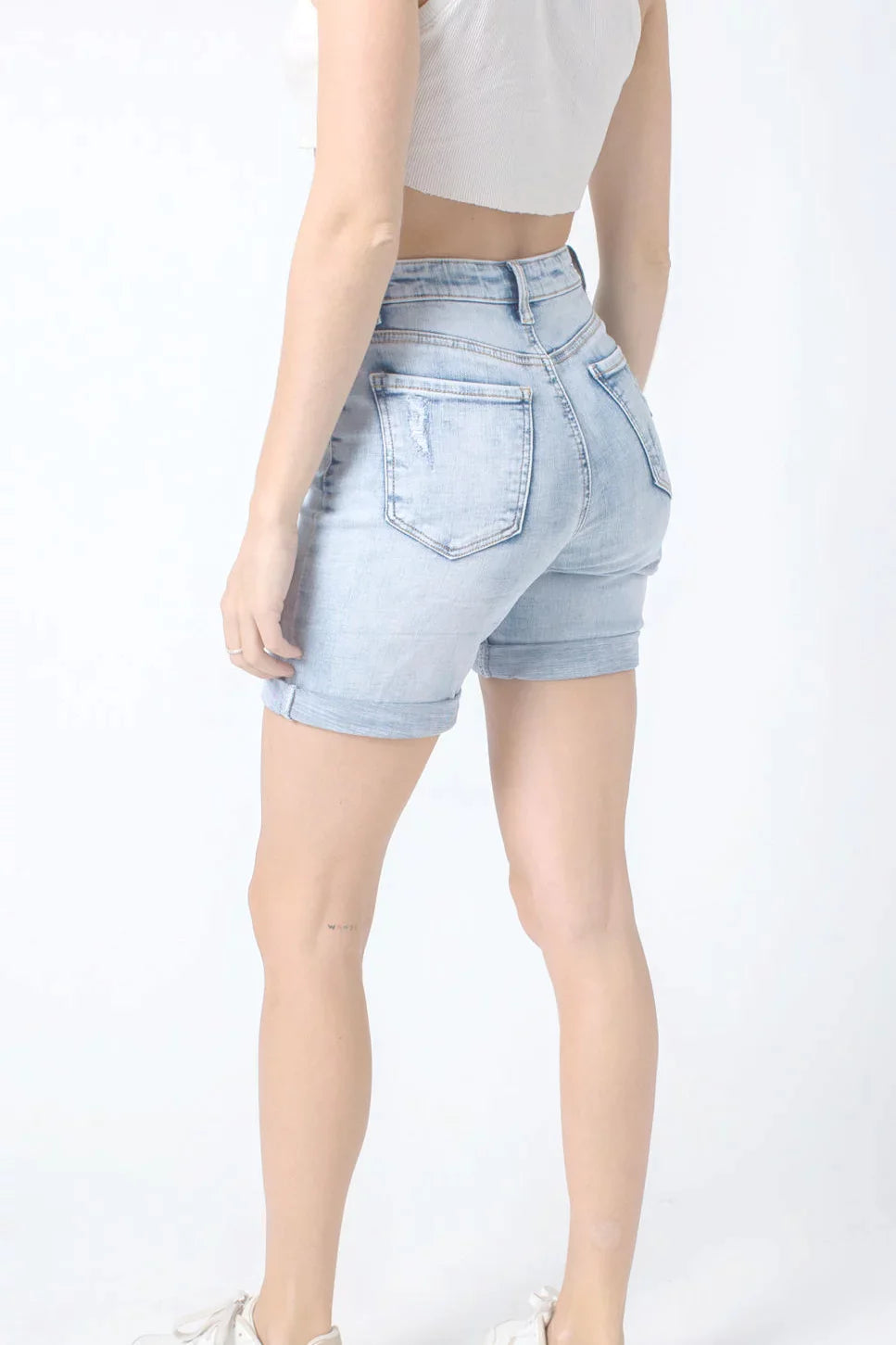 Greta Distressed Short