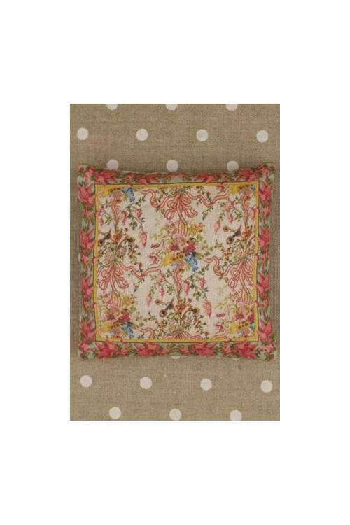 Queens Bedchamber Small Cushion Sewing Kit