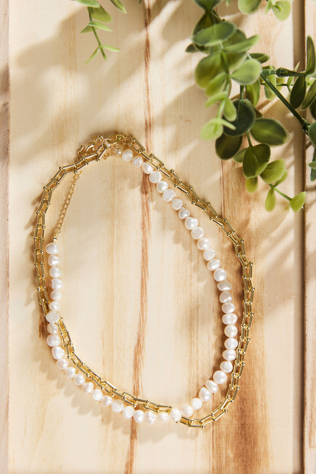Pearl and Gold Necklace Set