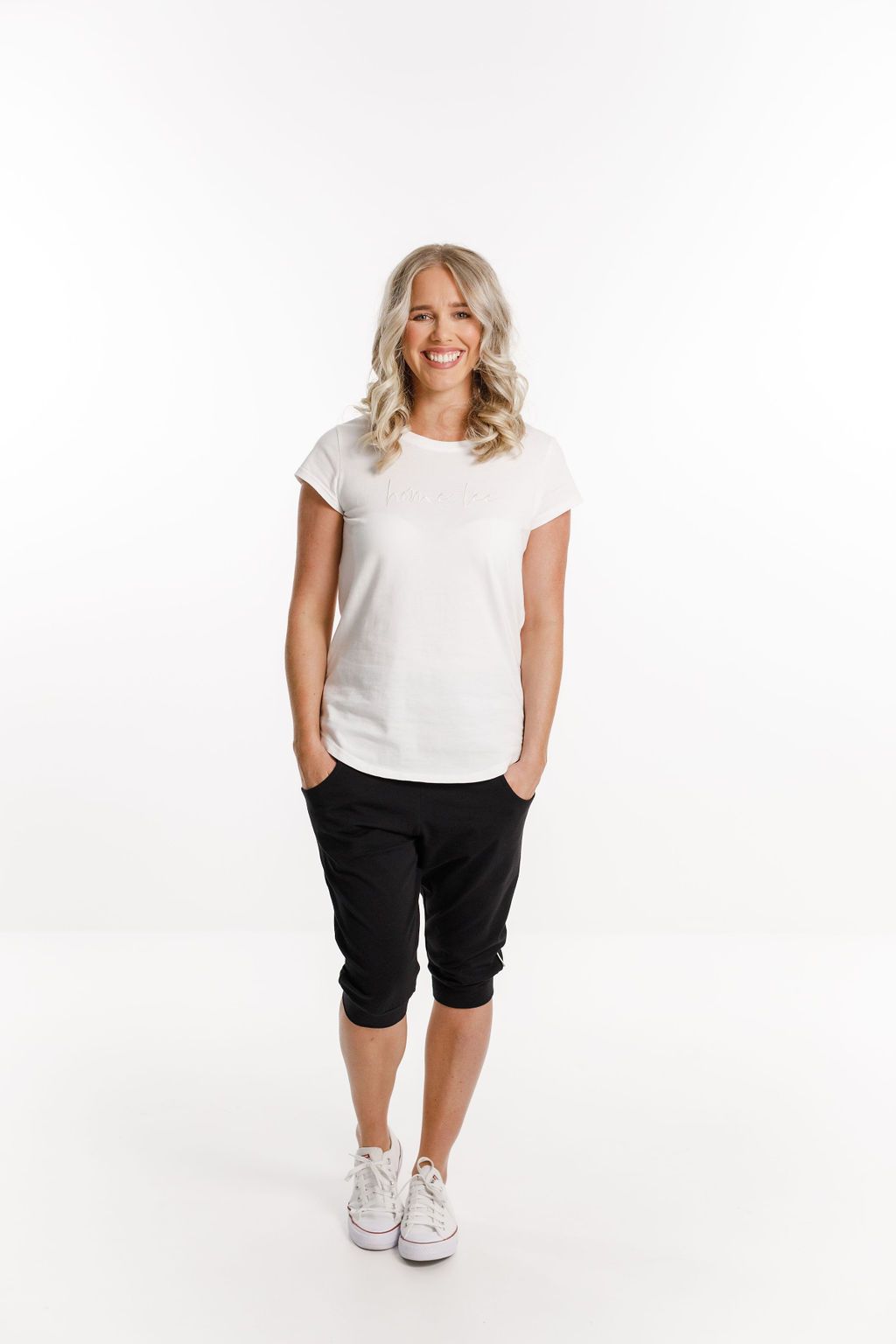 3/4 Apartment Pants Black With Matt Black X Print