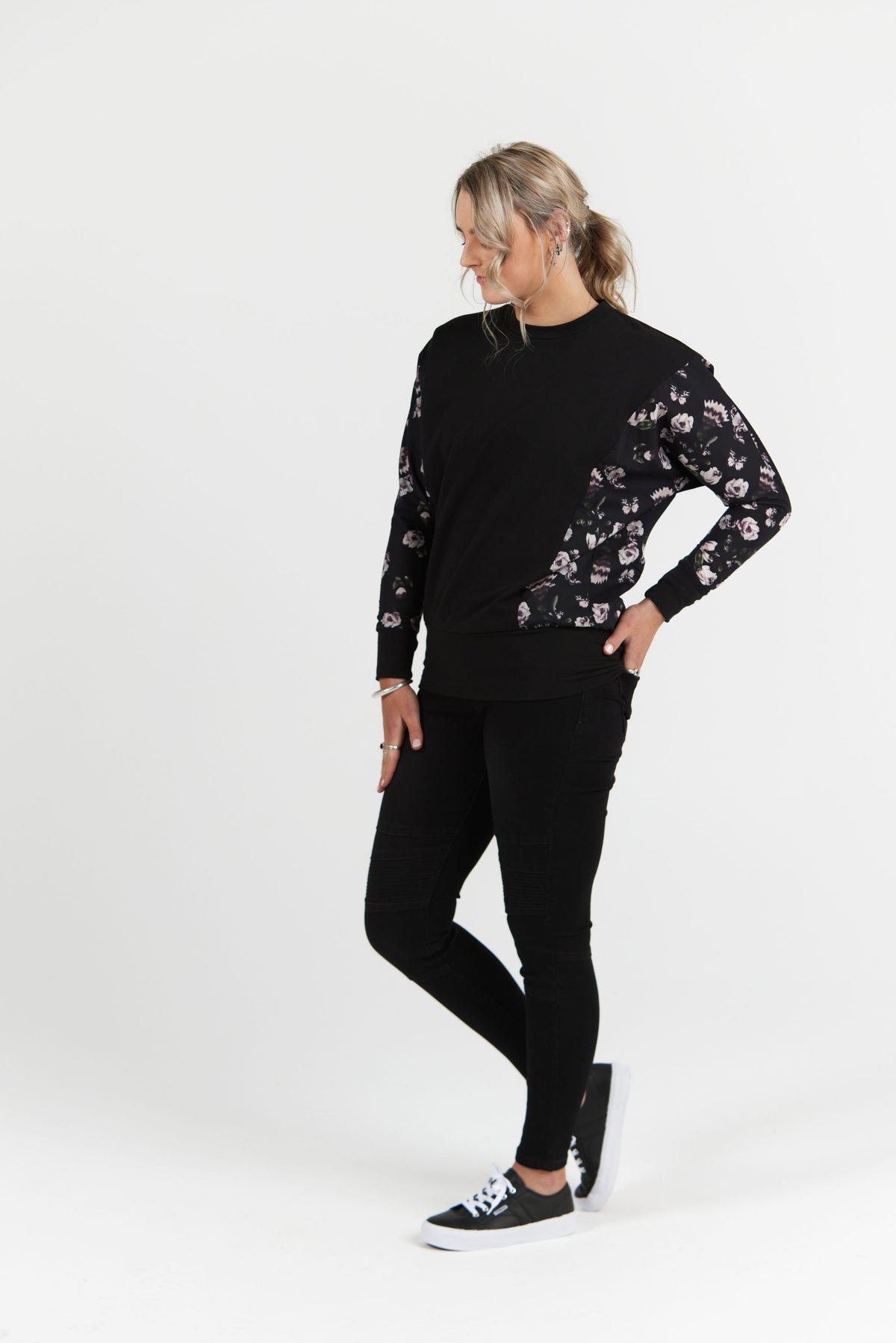 Ava Top Black With Black Floral