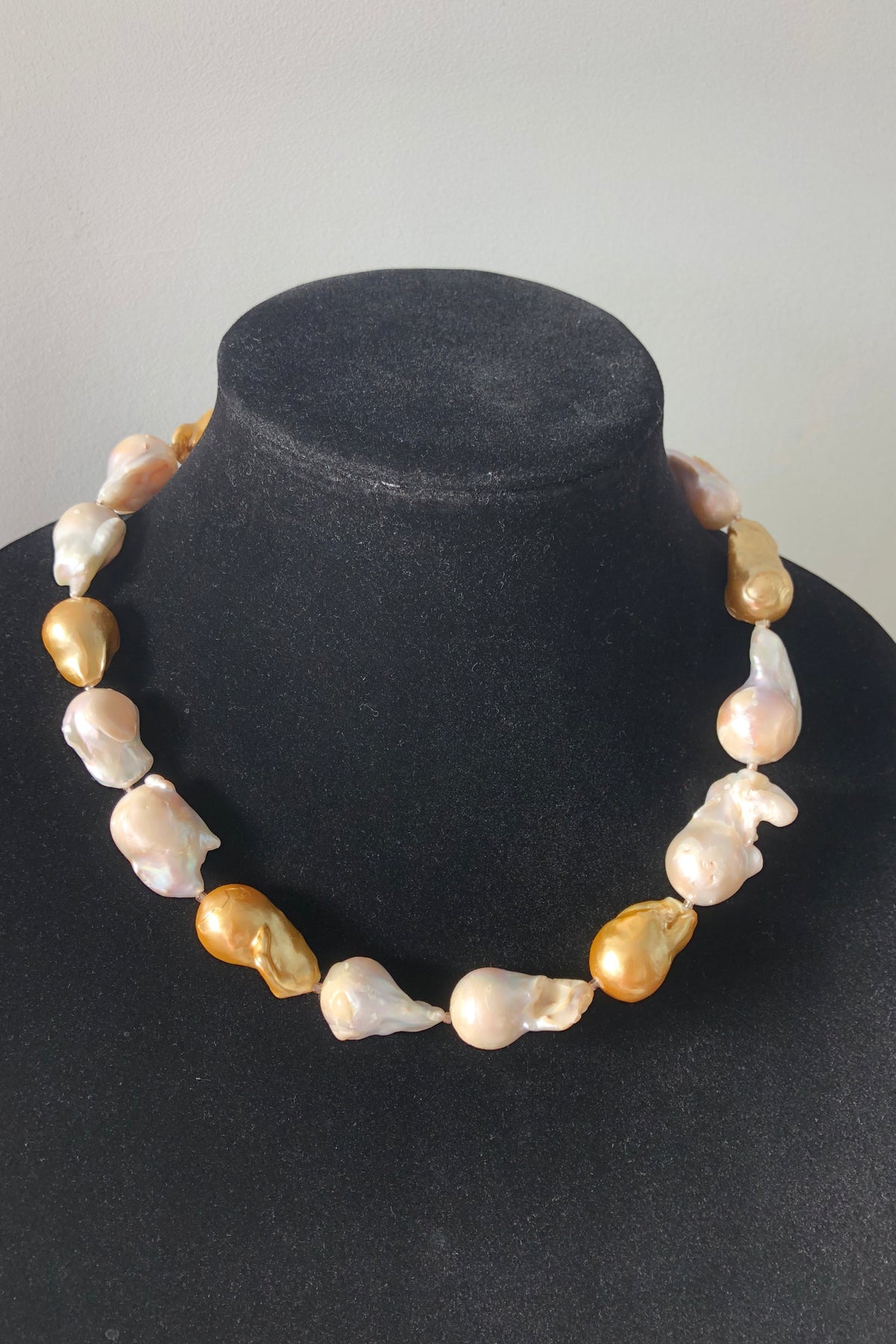 Pearl and Gold Keshi Pearls Necklace