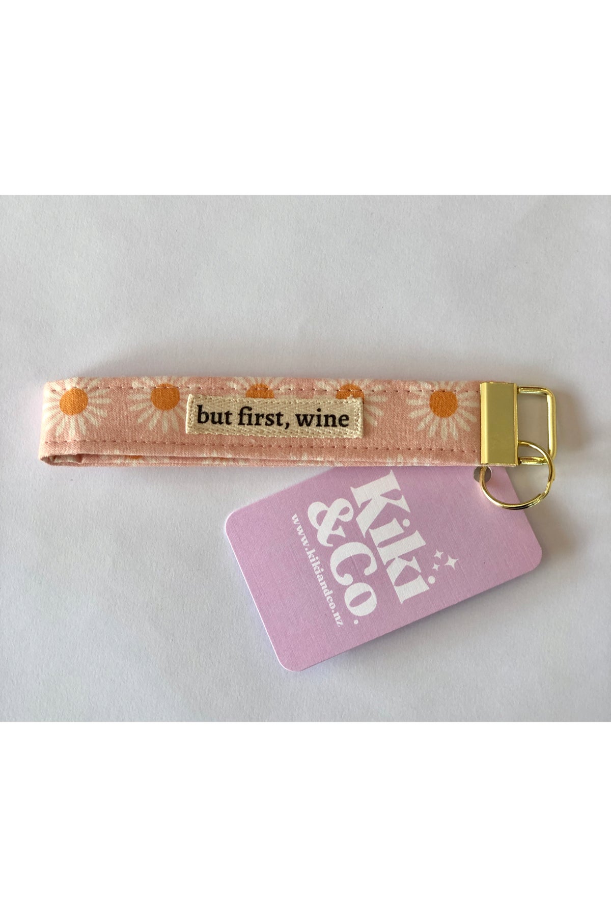 'But First, Wine' Pink Daisy Keychain